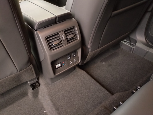 NISSAN X-Trail 1.5 e-Power 4WD Tekna-image-7