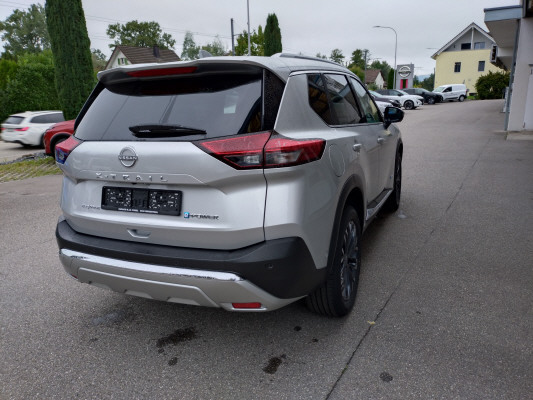 NISSAN X-Trail 1.5 e-Power 4WD Tekna-showroom-element-3