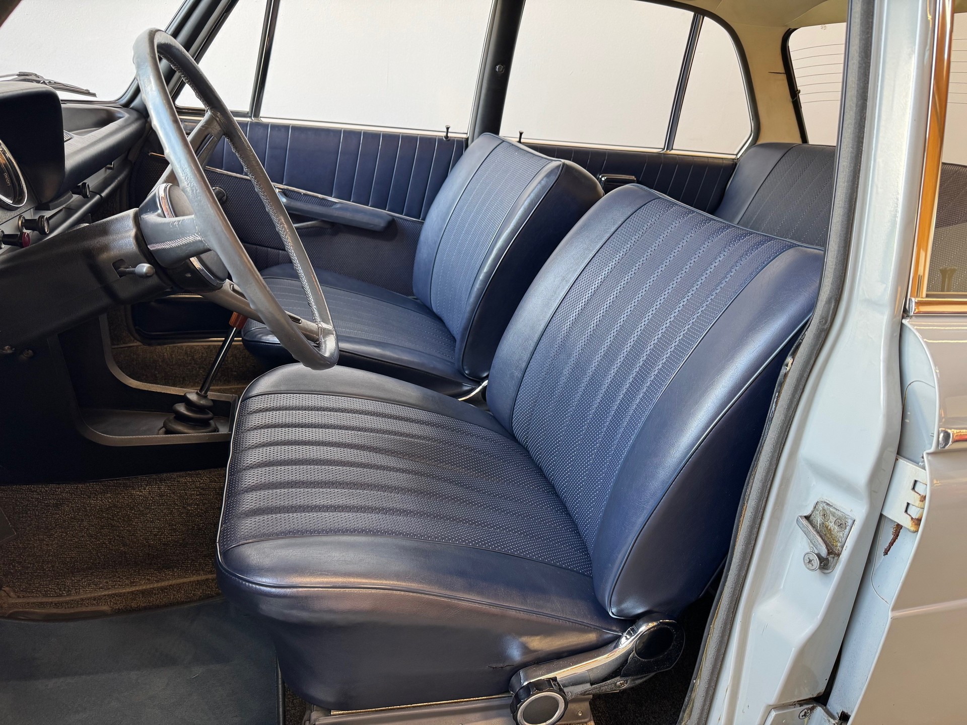 BMW 1800 ti Neue Klasse-image-3