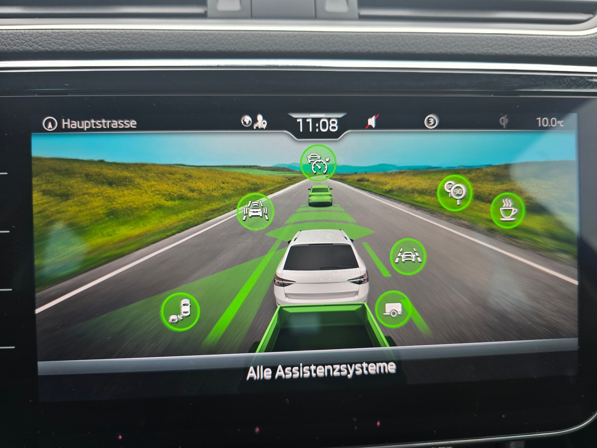 SKODA Superb Combi 2.0 TDi Style 4x4 DSG*Frisch ab Service*TOP Ausstattung*Anhängerkupplung*****-image-13