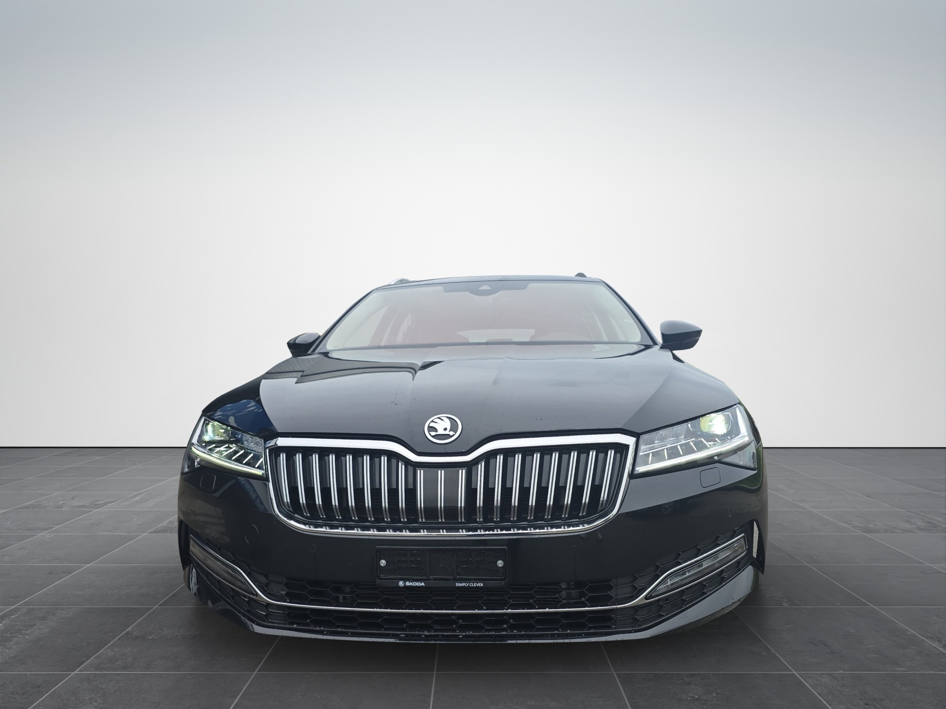 SKODA Superb Combi 2.0 TDi Style 4x4 DSG*Frisch ab Service*TOP Ausstattung*Anhängerkupplung*****-image-8
