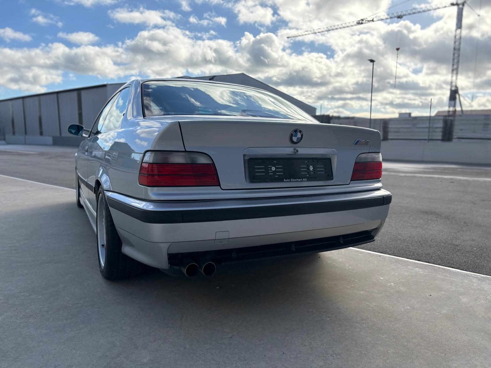 BMW M3 Coupé-image-5