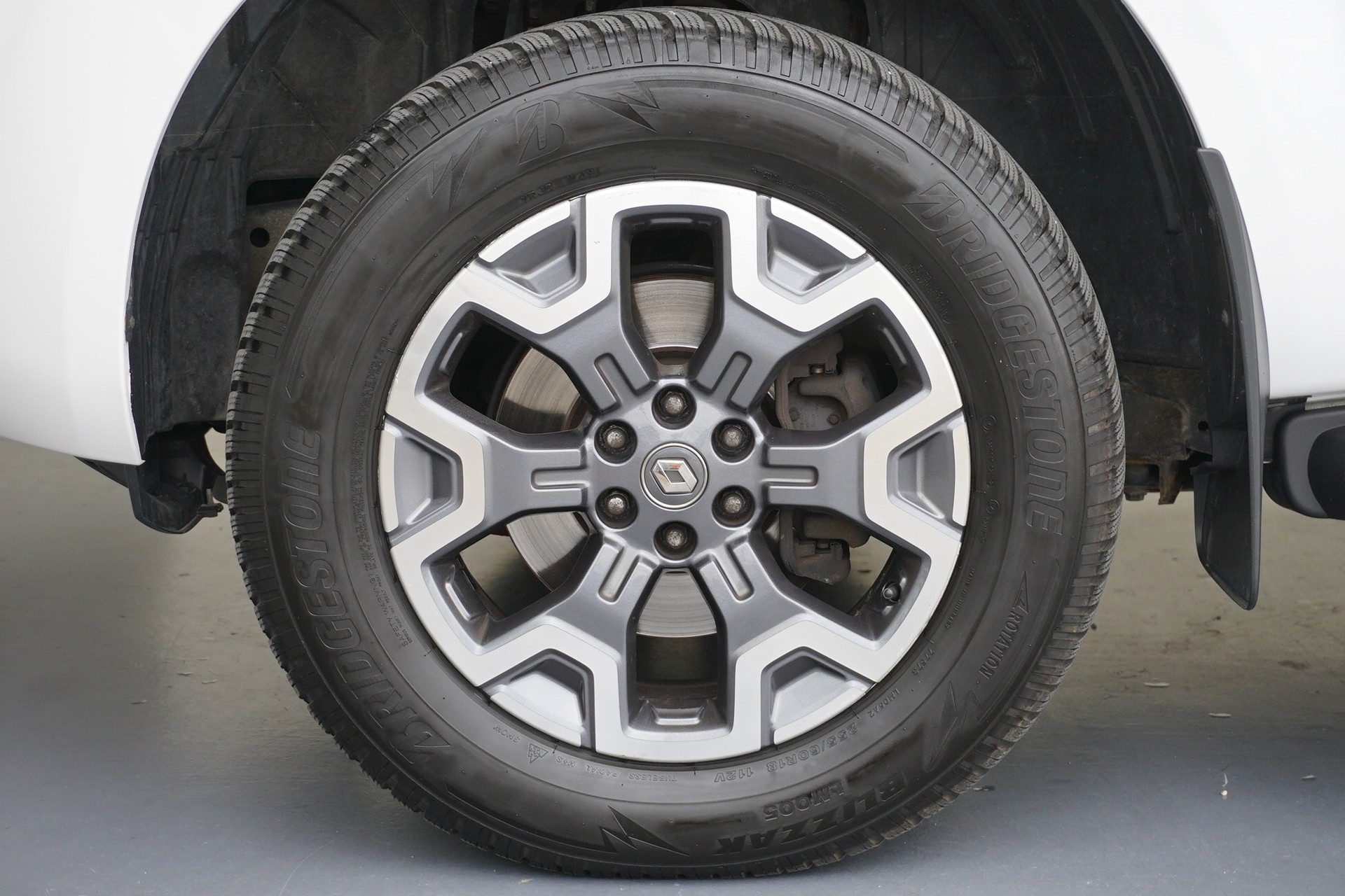 RENAULT Alaskan DC 2,3dCi 190PS Zen 6Gang-image-9