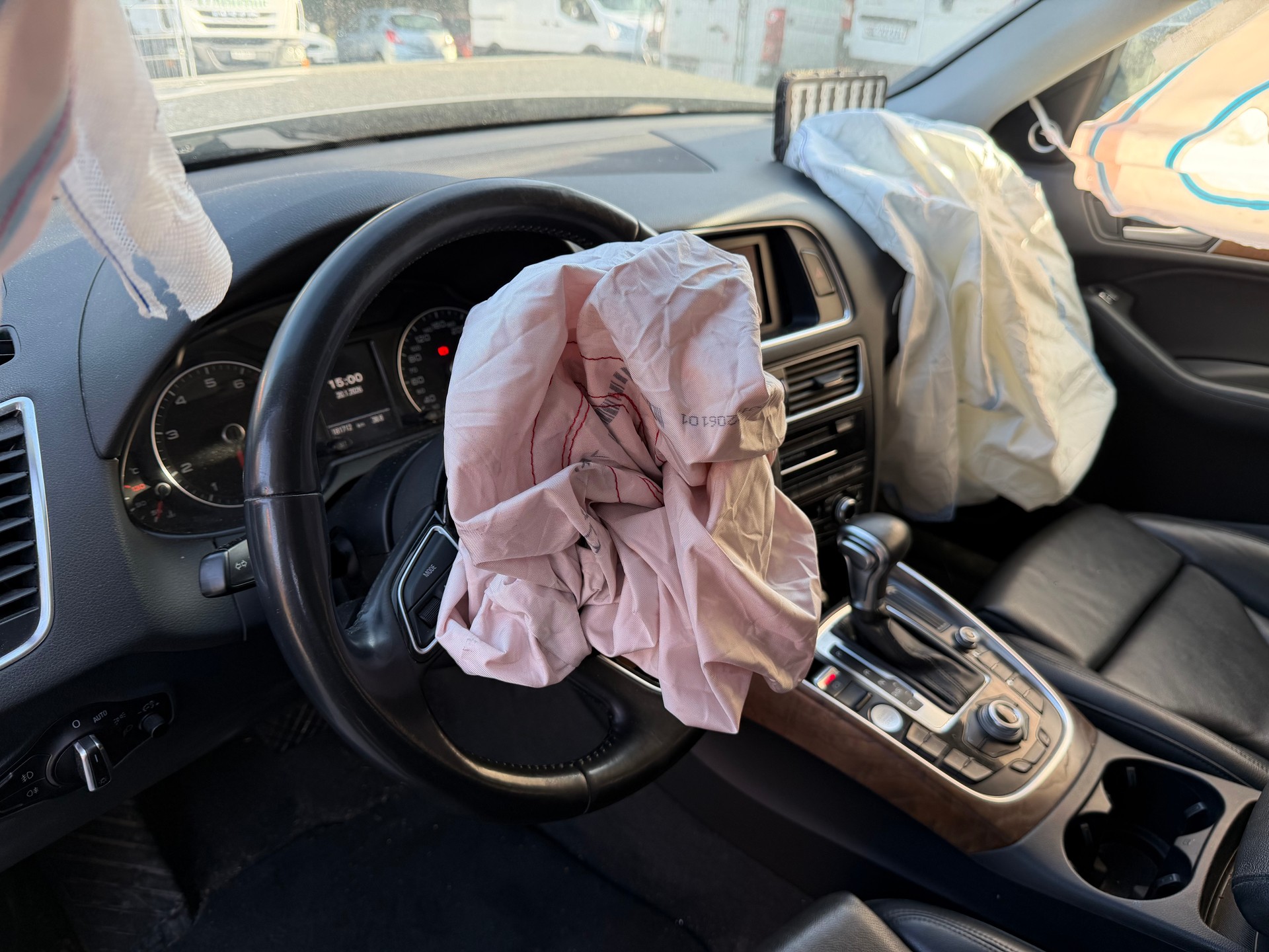 AUDI Q5 2.0 TFSI quattro tiptronic-image-7