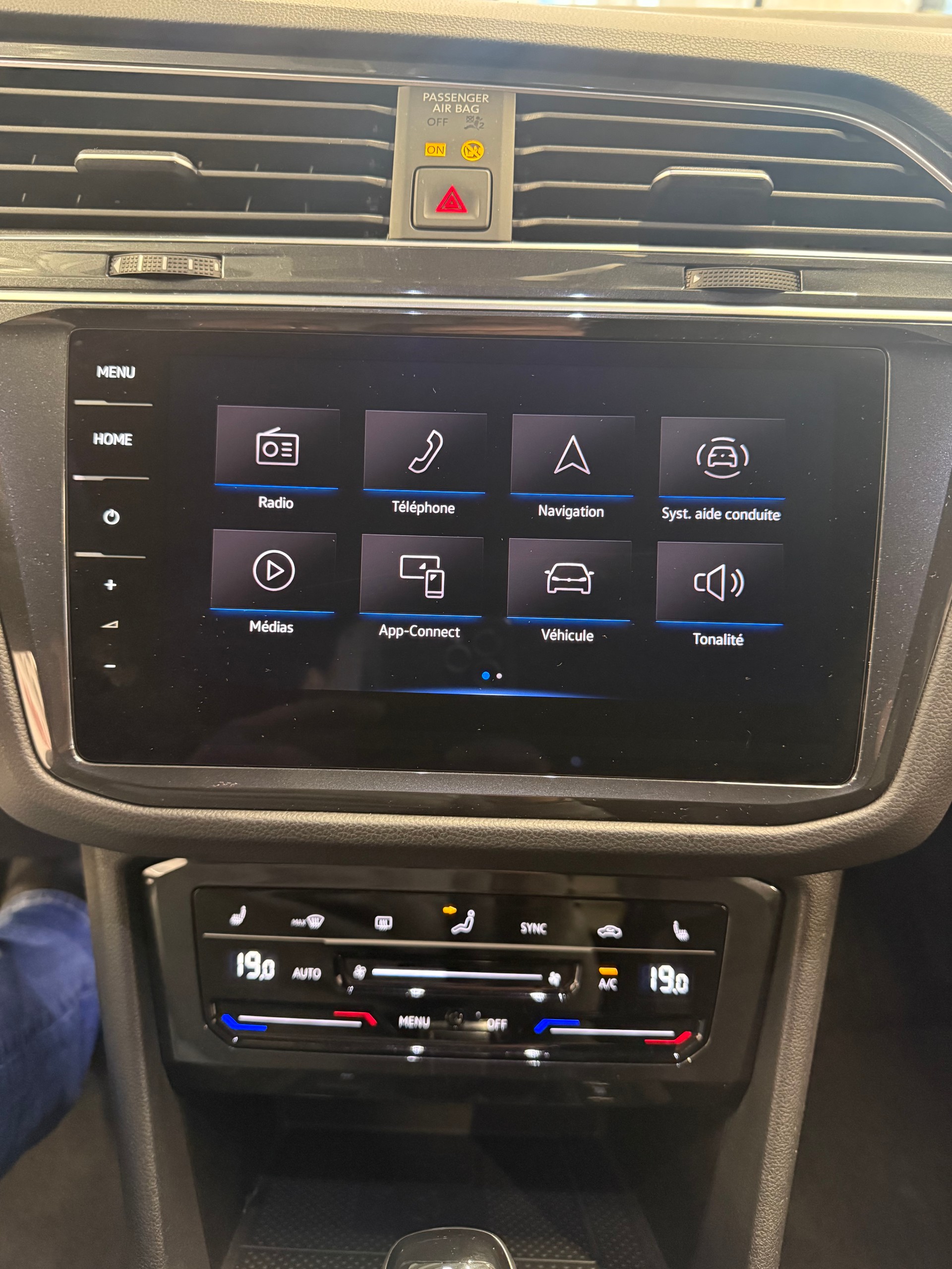 VW Tiguan 2.0 TDI SCR R-Line 4Motion DSG-image-21