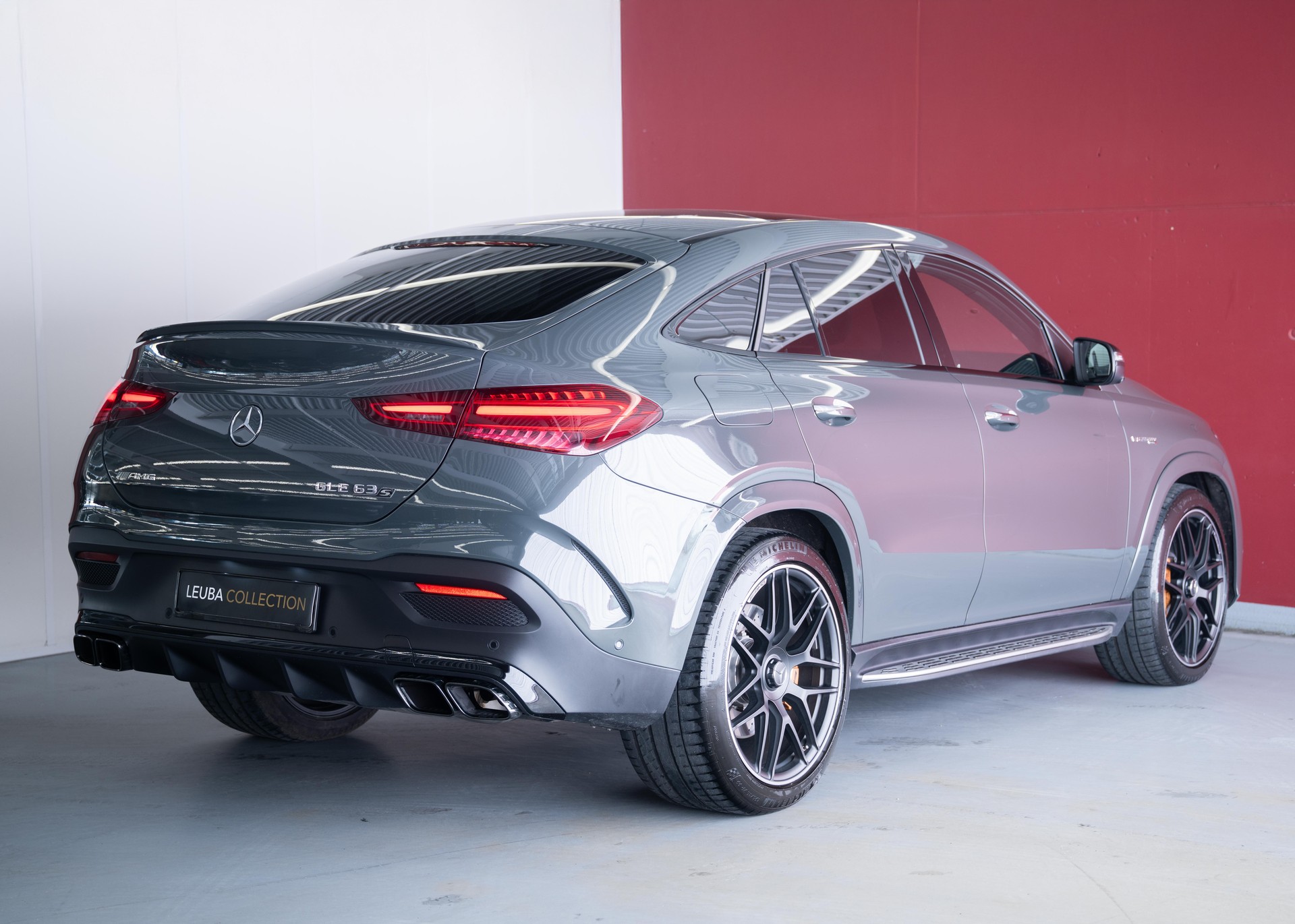 MERCEDES-BENZ GLE Coupé 63 S AMG 4Matic+ (1st hand Swiss car, Manufaktur paint, ceramic brakes, like new)-image-4