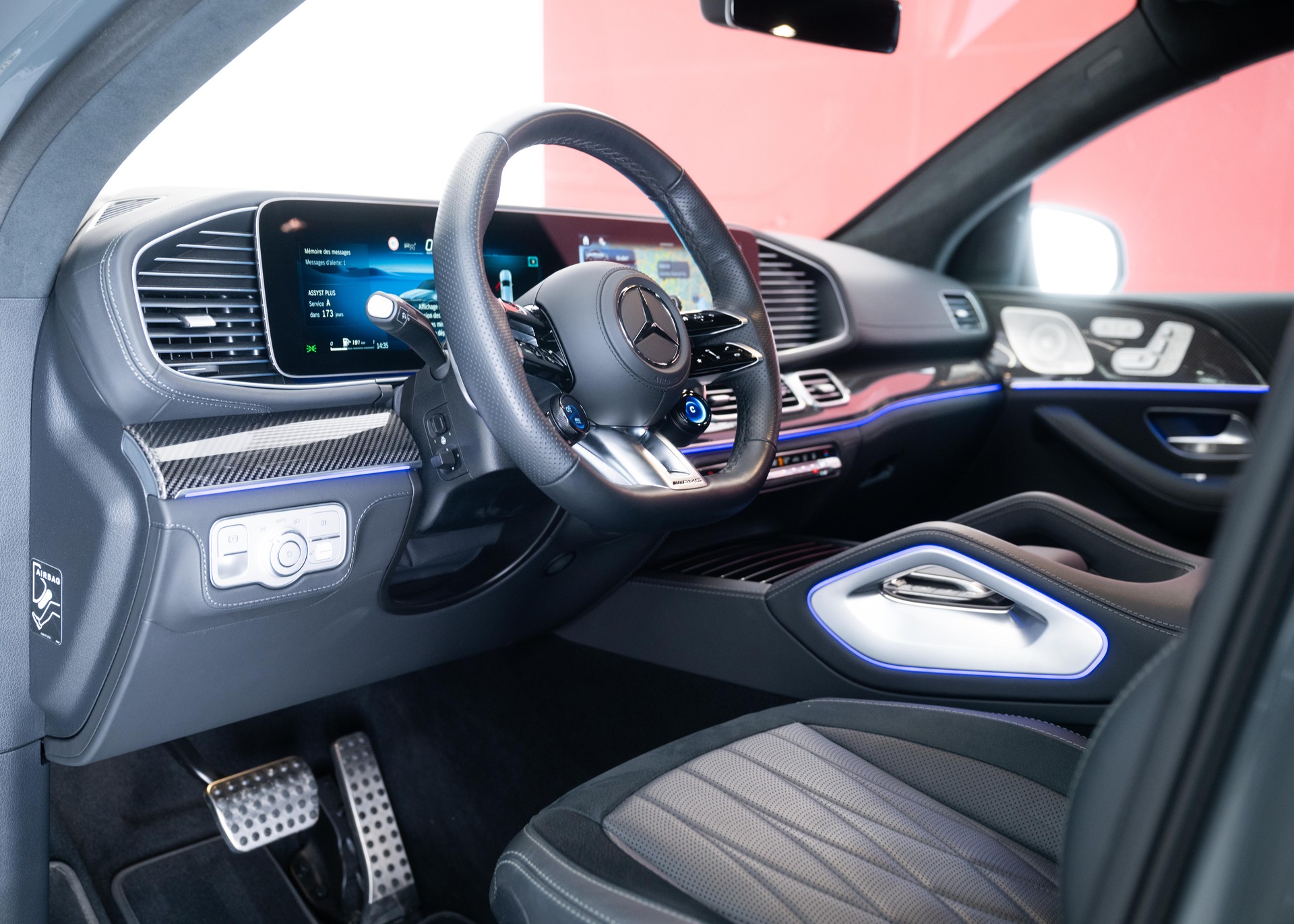 MERCEDES-BENZ GLE Coupé 63 S AMG 4Matic+ (1st hand Swiss car, Manufaktur paint, ceramic brakes, like new)-image-18