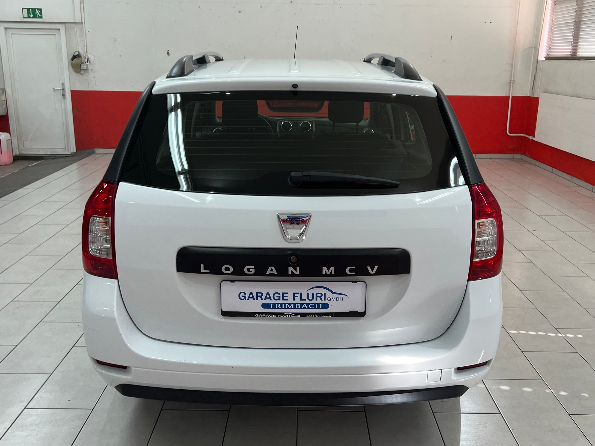 DACIA Logan MCV 0.9 Lauréate Automatic-image-6