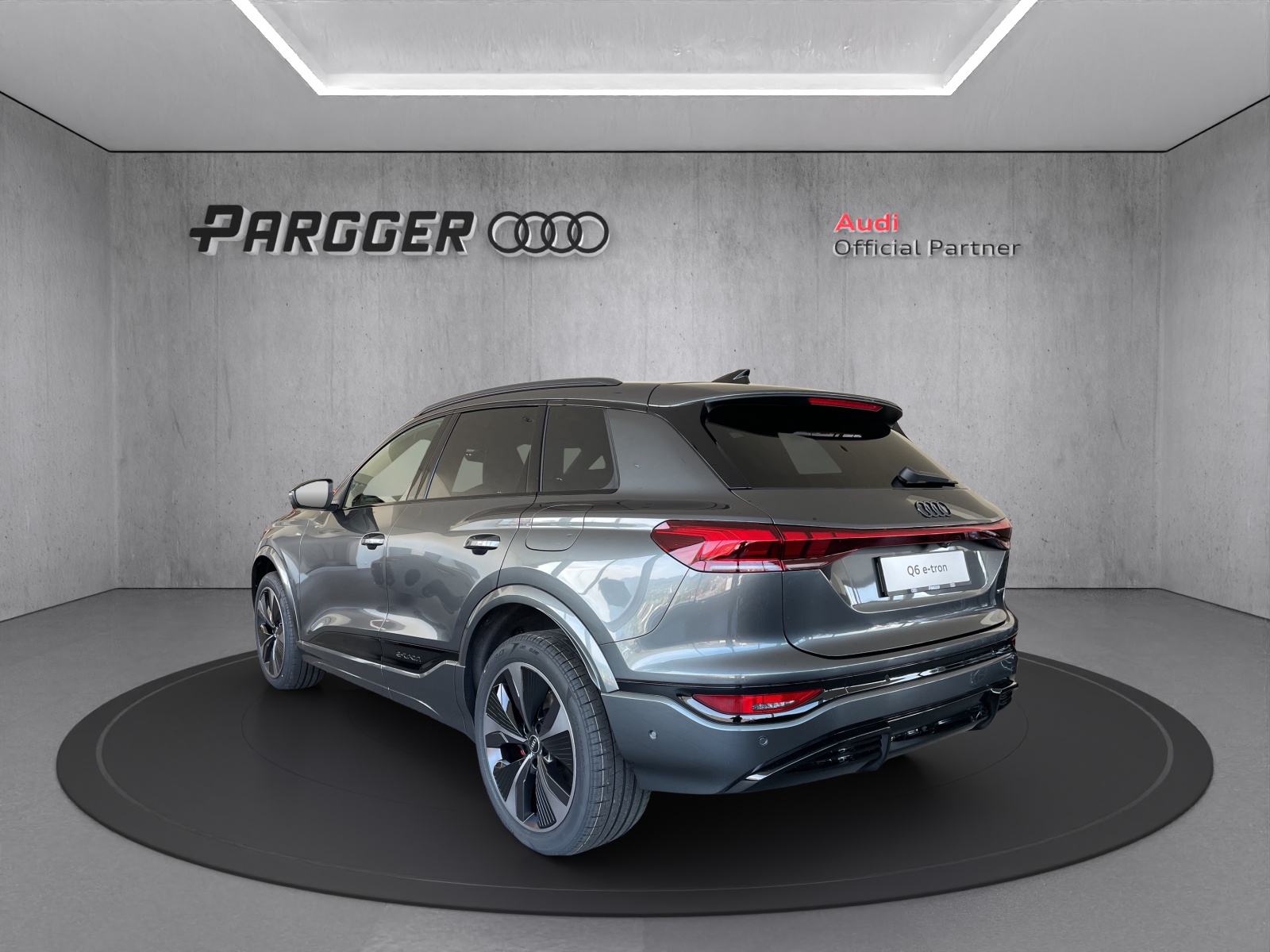 AUDI Q6 e-tron quattro-image-5