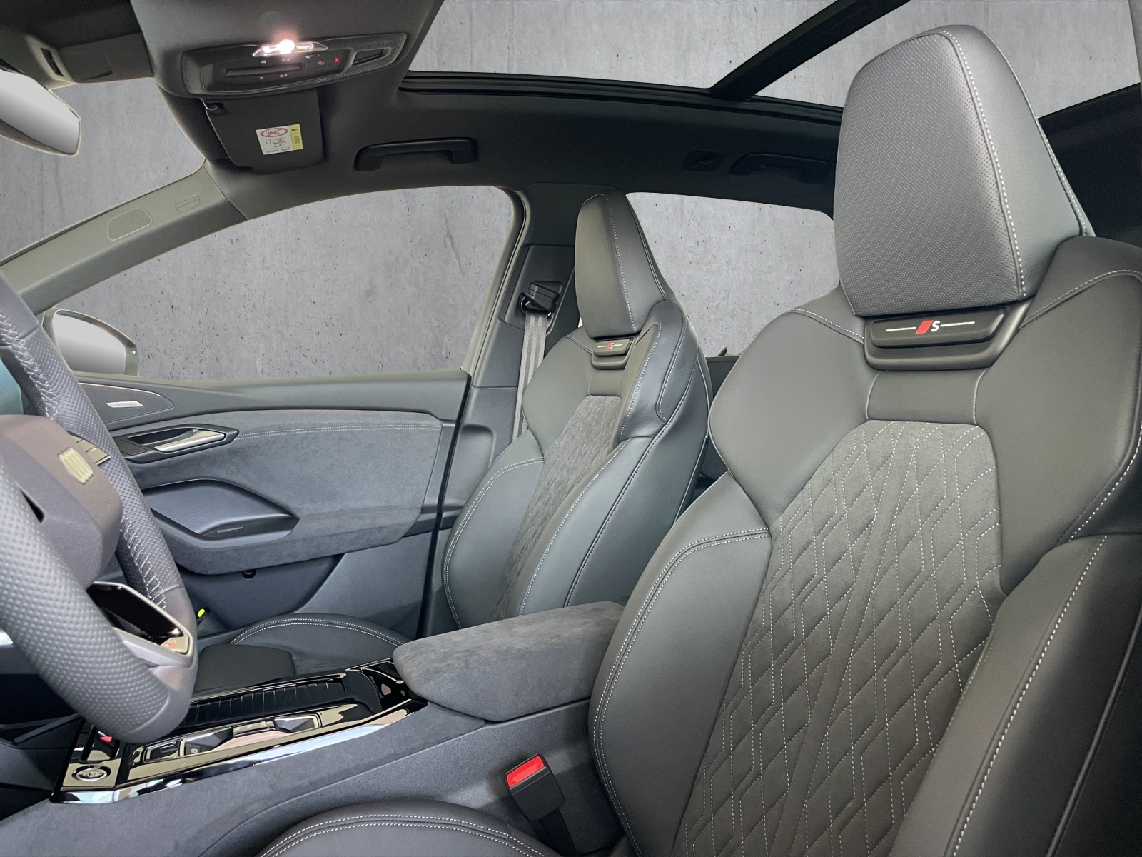 AUDI Q6 e-tron quattro-image-7