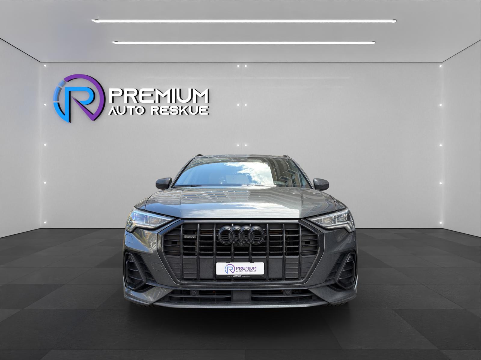 AUDI Q3 45 TFSI Quattro S line S-tronic-showroom-element-1