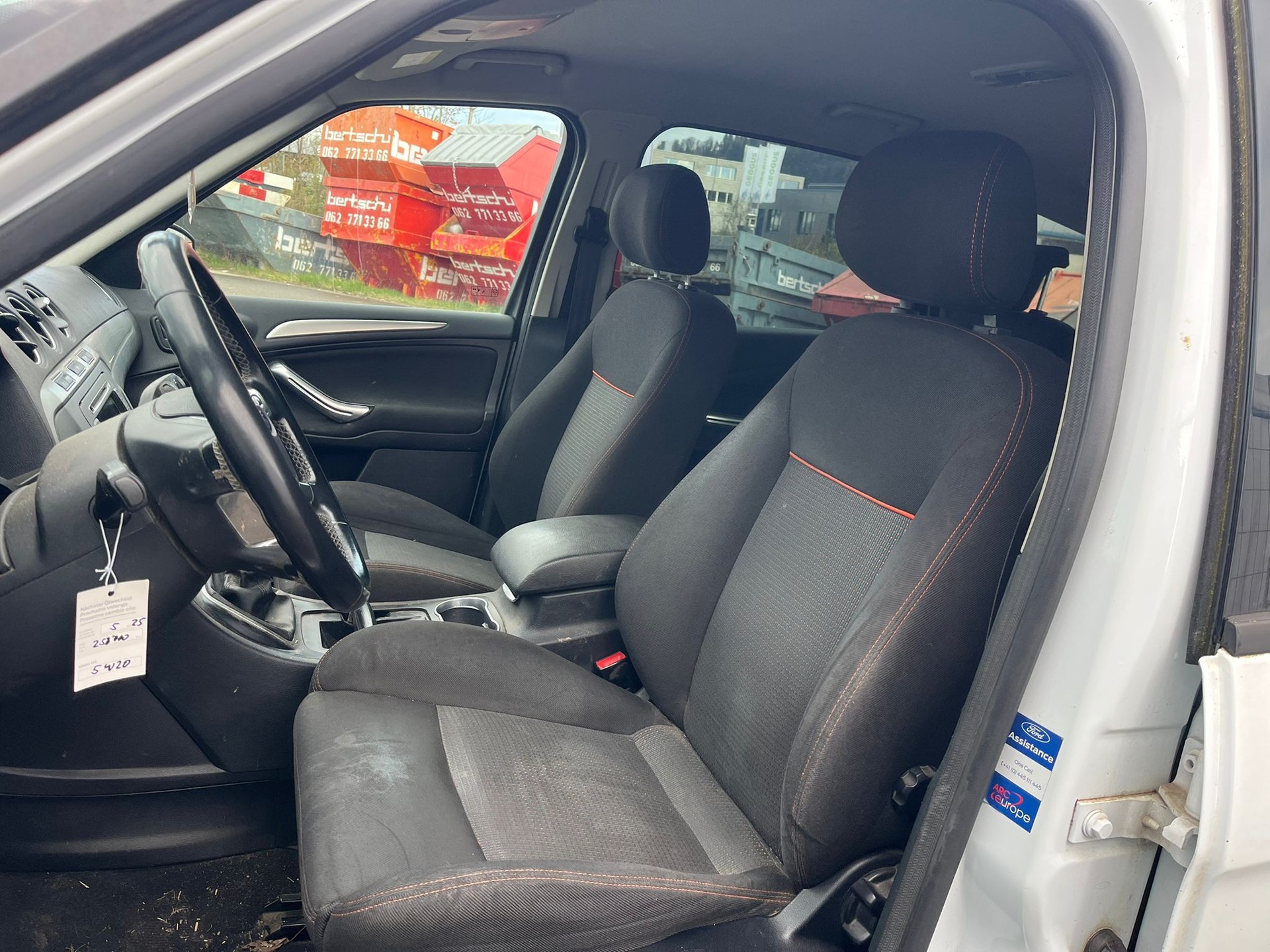 FORD S-Max 1.6 SCTi Family Edition-image-6