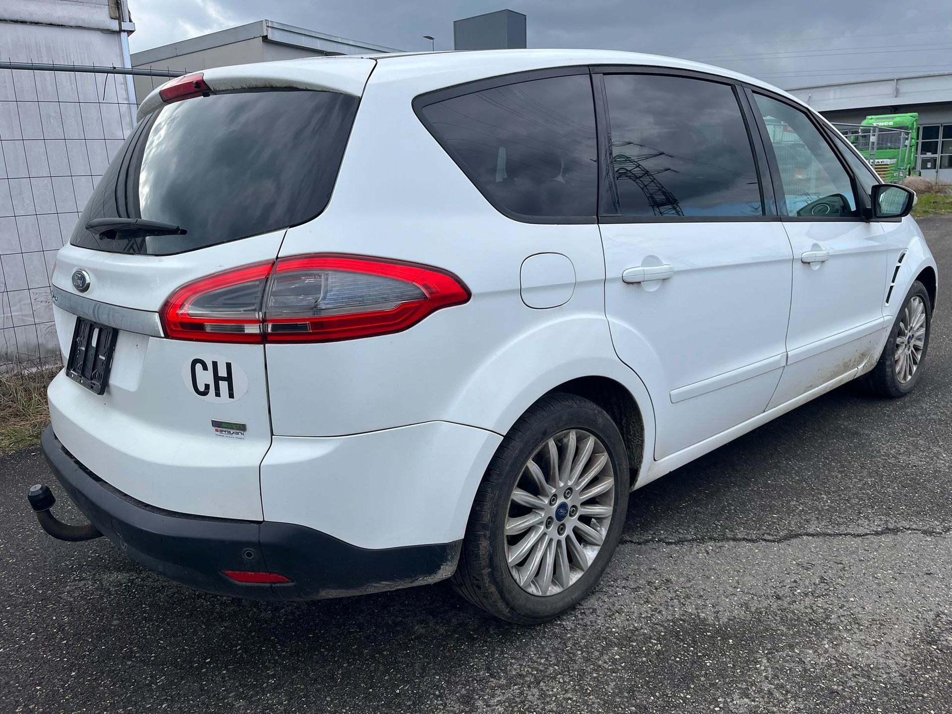 FORD S-Max 1.6 SCTi Family Edition-image-3