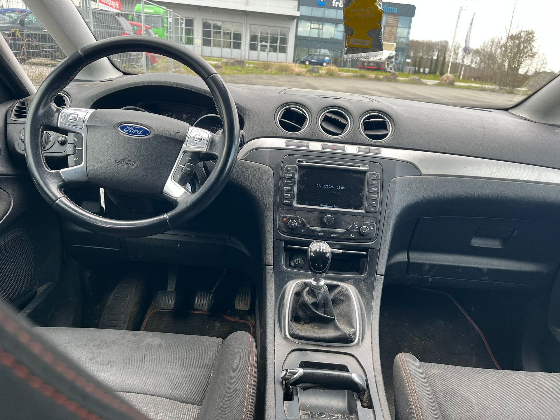 FORD S-Max 1.6 SCTi Family Edition-image-5