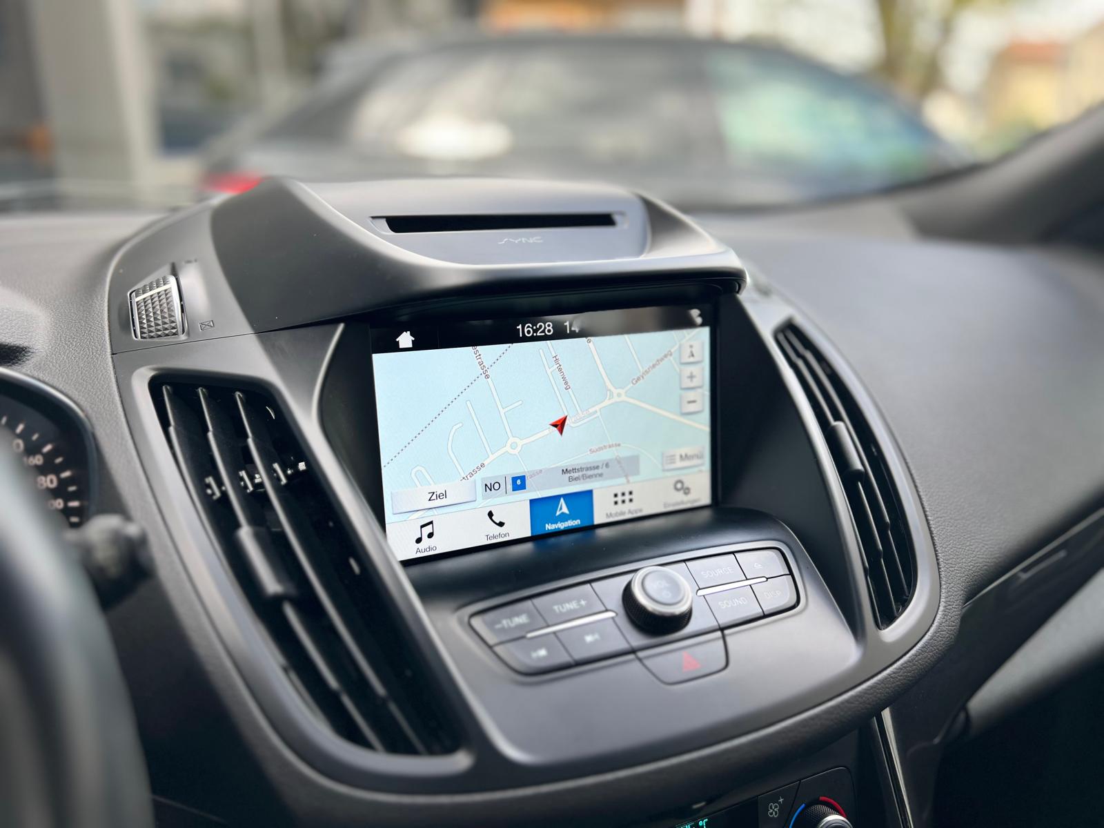 FORD Kuga 2.0 TDCi 150 ST-Line 4WD FPS-image-11