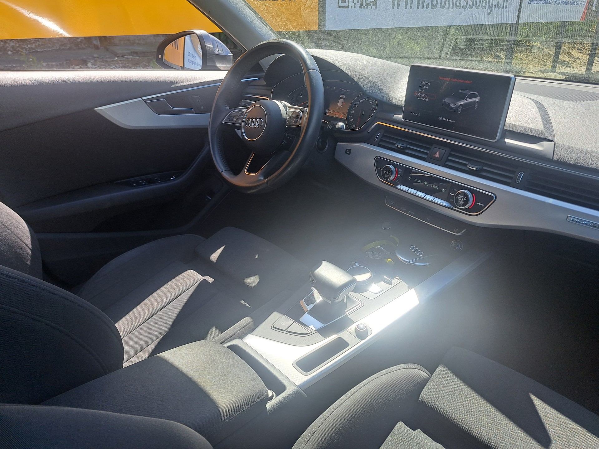 AUDI A4 Avant 2.0 TDI quattro S-tronic-image-2