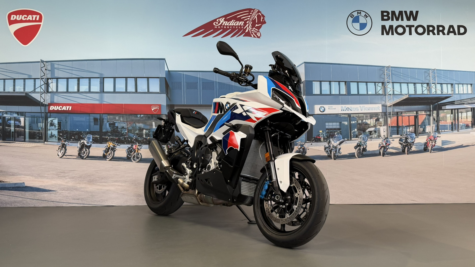BMW M 1000 XR Leasing à partir de 2.9% / +2 ans garantie offerte-image-0