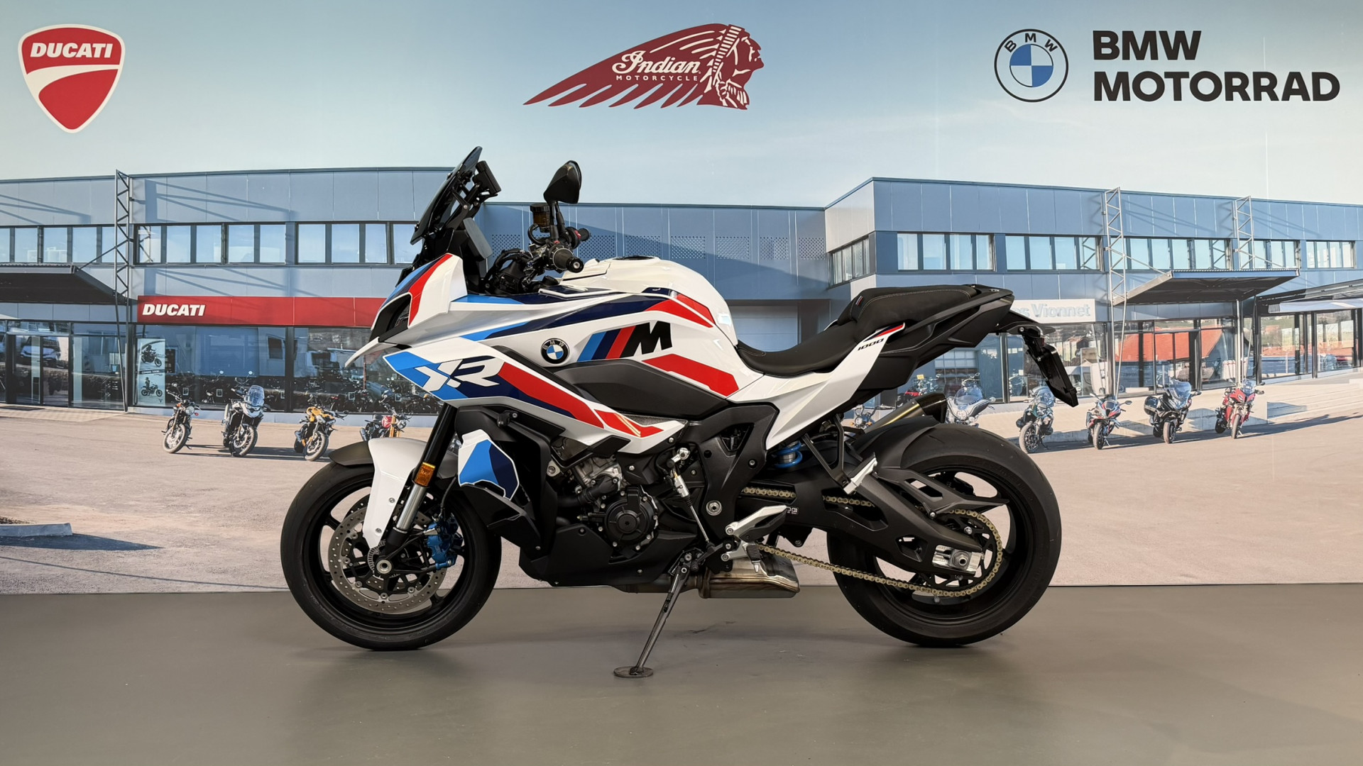 BMW M 1000 XR Leasing à partir de 2.9% / +2 ans garantie offerte-image-3