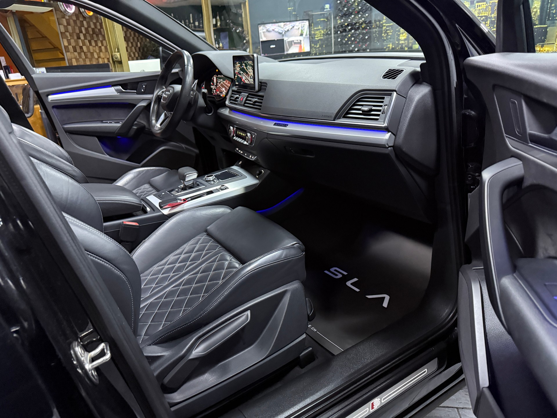AUDI Q5 2.0 TDI S-Line sport quattro S-tronic-image-11