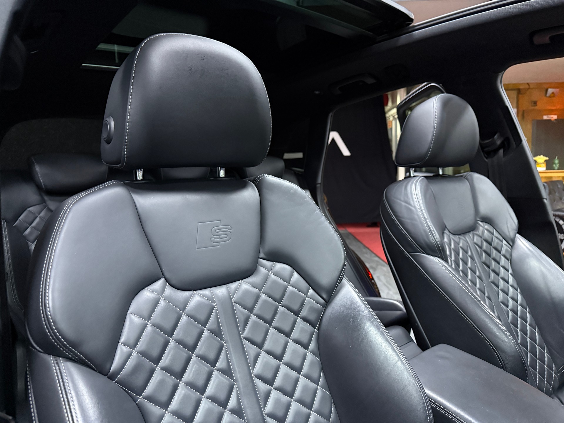 AUDI Q5 2.0 TDI S-Line sport quattro S-tronic-image-12