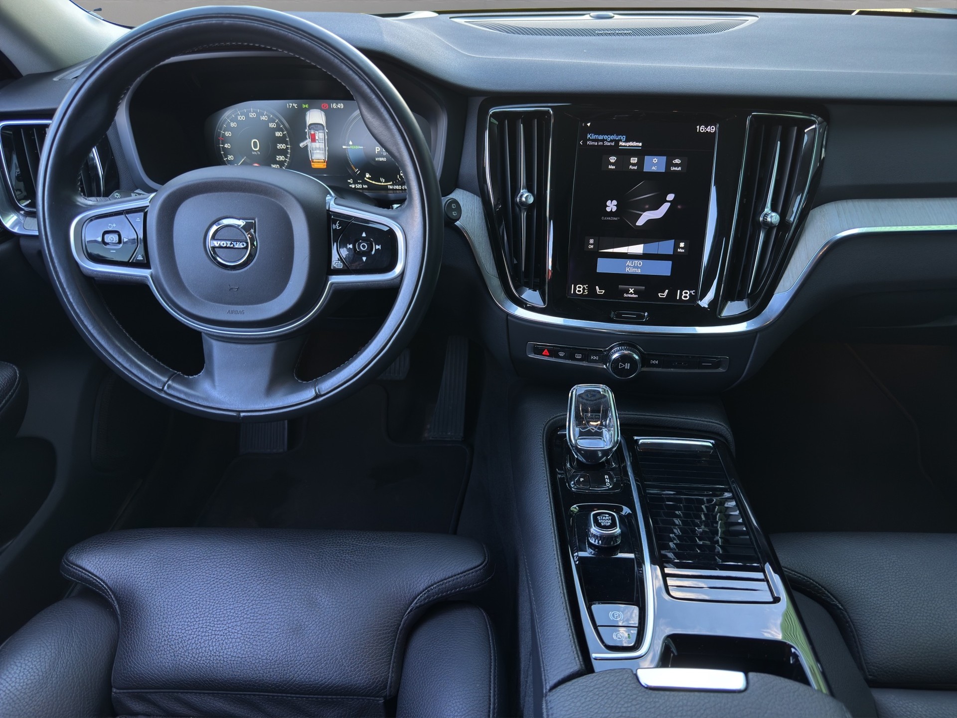 VOLVO V60 T6 eAWD Twin Engine Inscription Geartronic-image-13