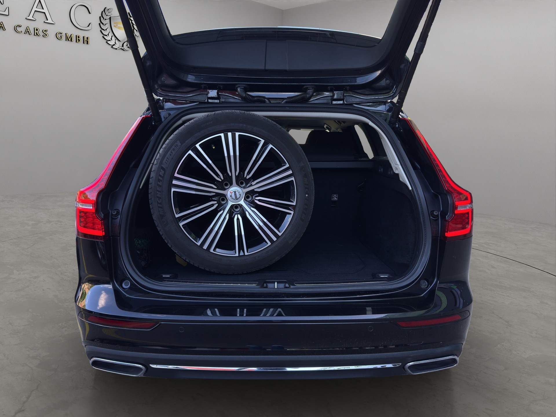 VOLVO V60 T6 eAWD Twin Engine Inscription Geartronic-image-17