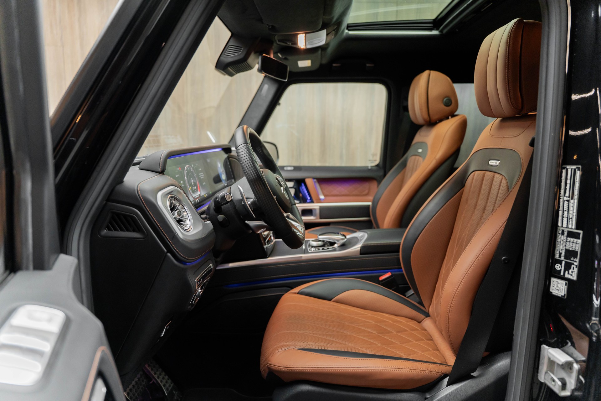 MERCEDES-BENZ G 63 AMG Speedshift Plus G-Tronic-image-4
