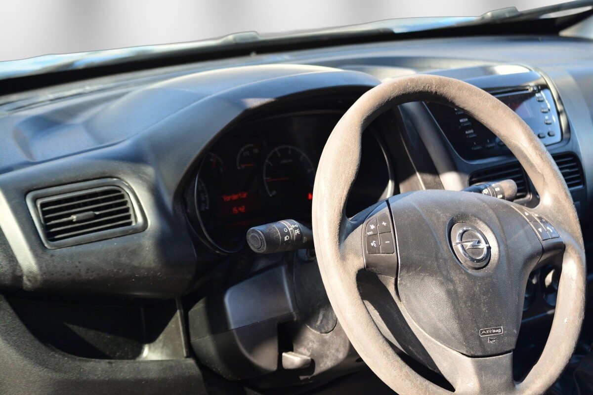 OPEL Combo 1.4i L1H1 Frisch ab MFK-image-7