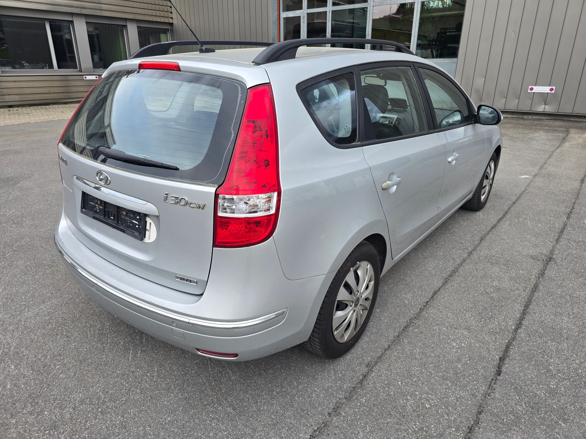 HYUNDAI i30 Wagon 2.0 Premium-image-4