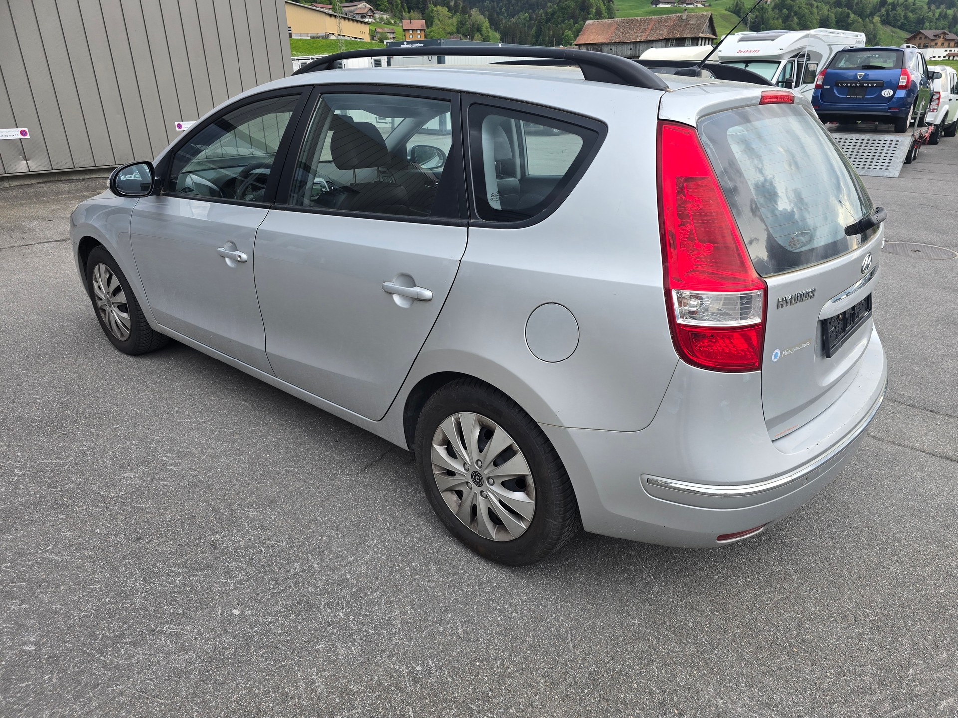 HYUNDAI i30 Wagon 2.0 Premium-image-5