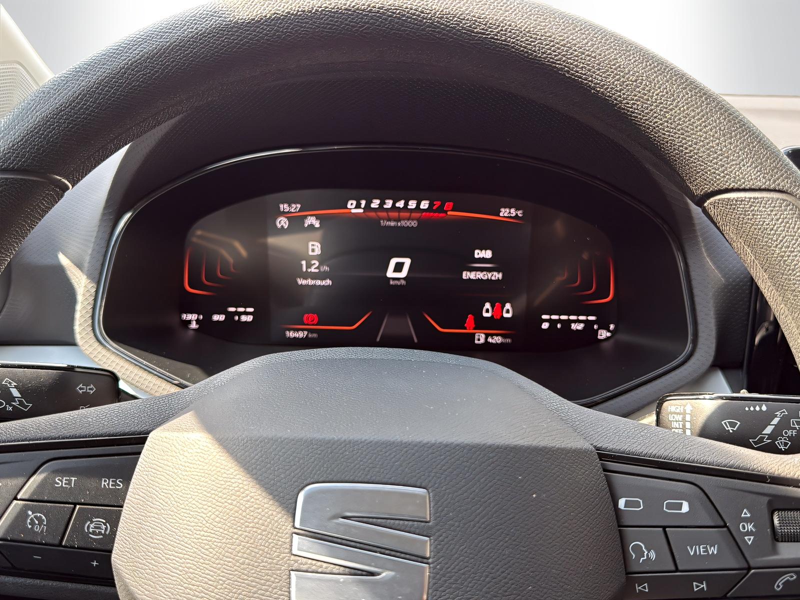 SEAT Ibiza 1.0 TSI 95 Reference-image-9