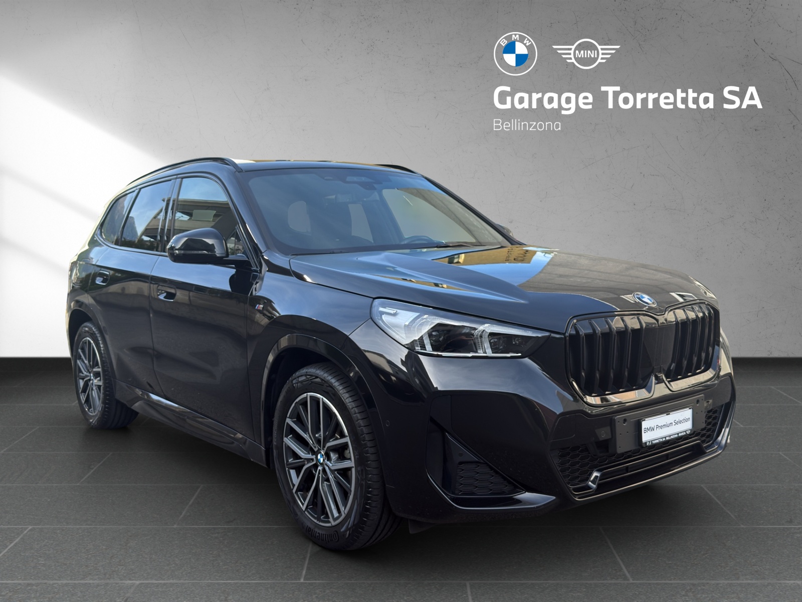BMW X1 xDrive 23i 48V M Sport-image-6