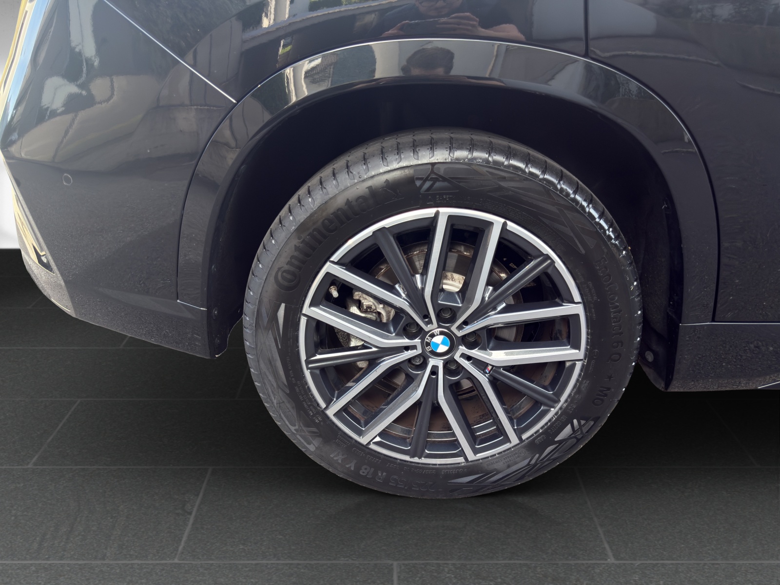 BMW X1 xDrive 23i 48V M Sport-image-10