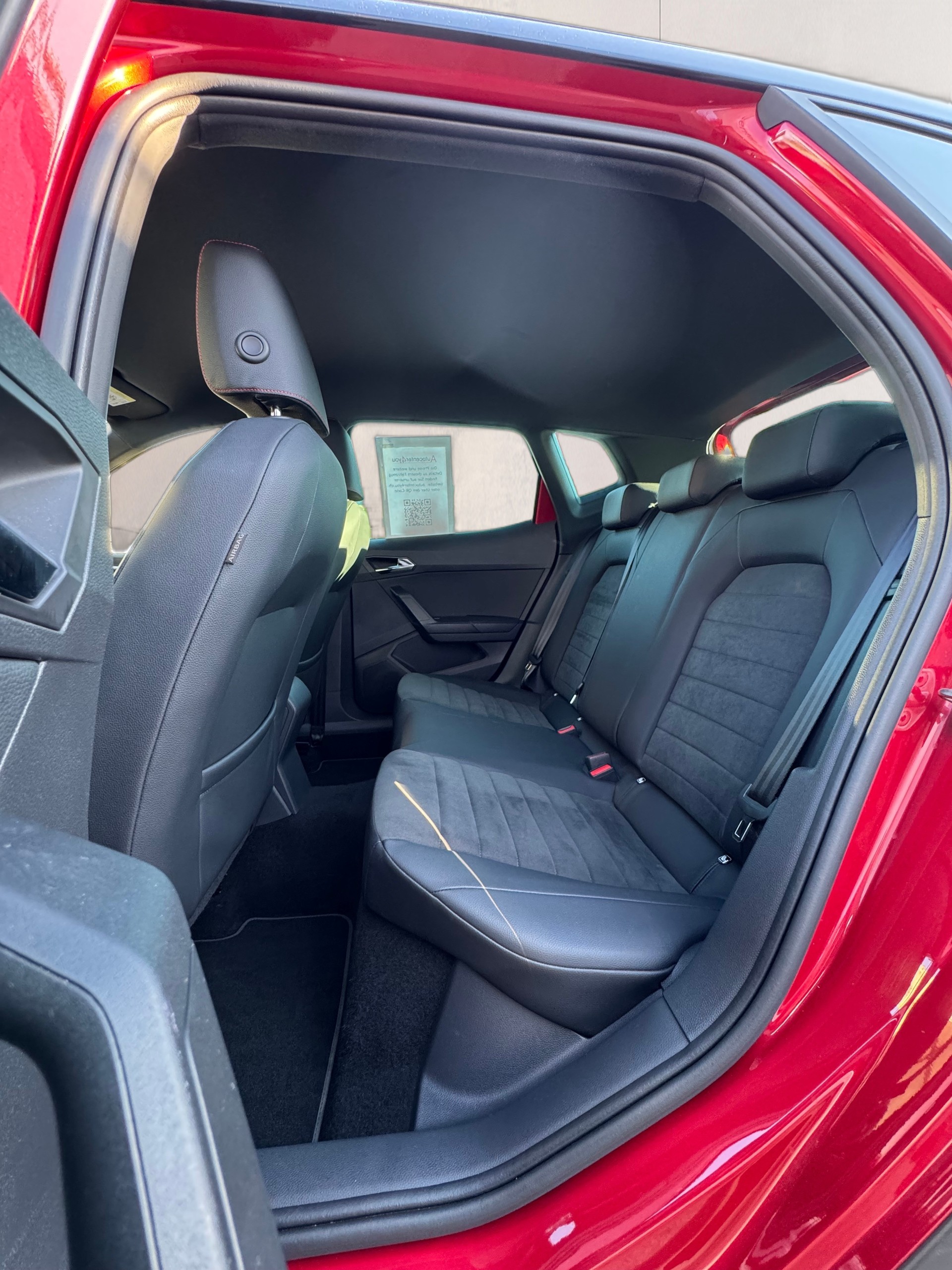 SEAT Arona 1.0 TSI Eco DSG SWISS FR-image-14