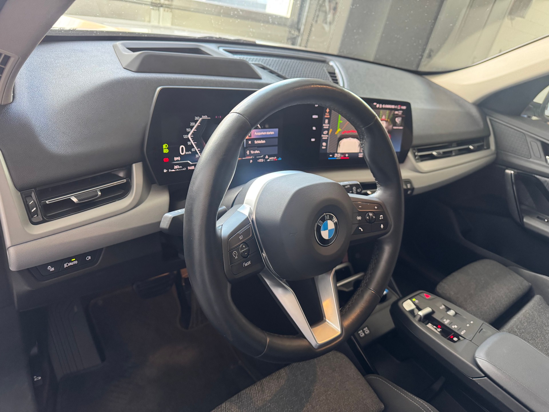 BMW X1 xDrive 20d 48V-image-14