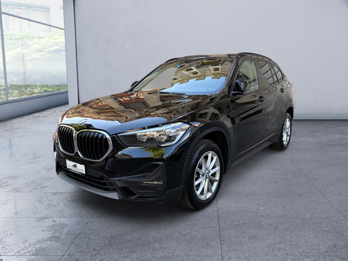 BMW X1 sDrive 18i-image-1