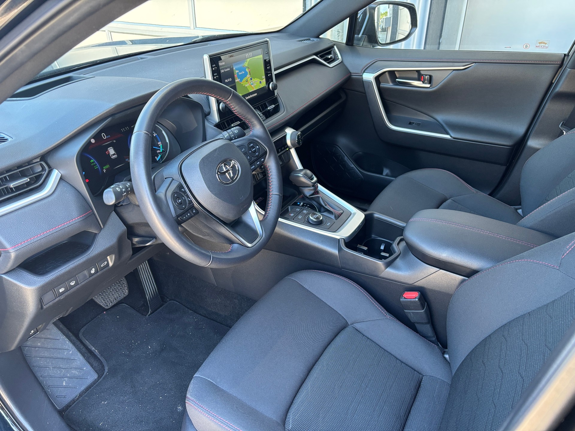 TOYOTA RAV-4 2.5 PHEV Trend e-CVT 4WD-image-4