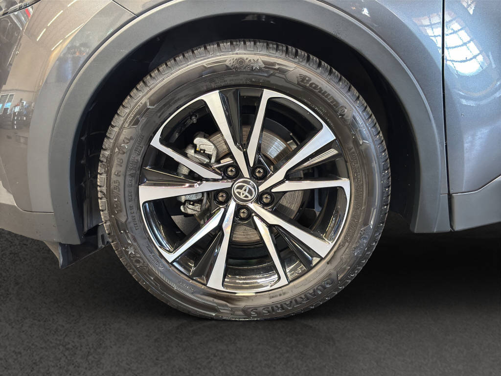 TOYOTA C-HR 1.8 HEV Trend-image-16