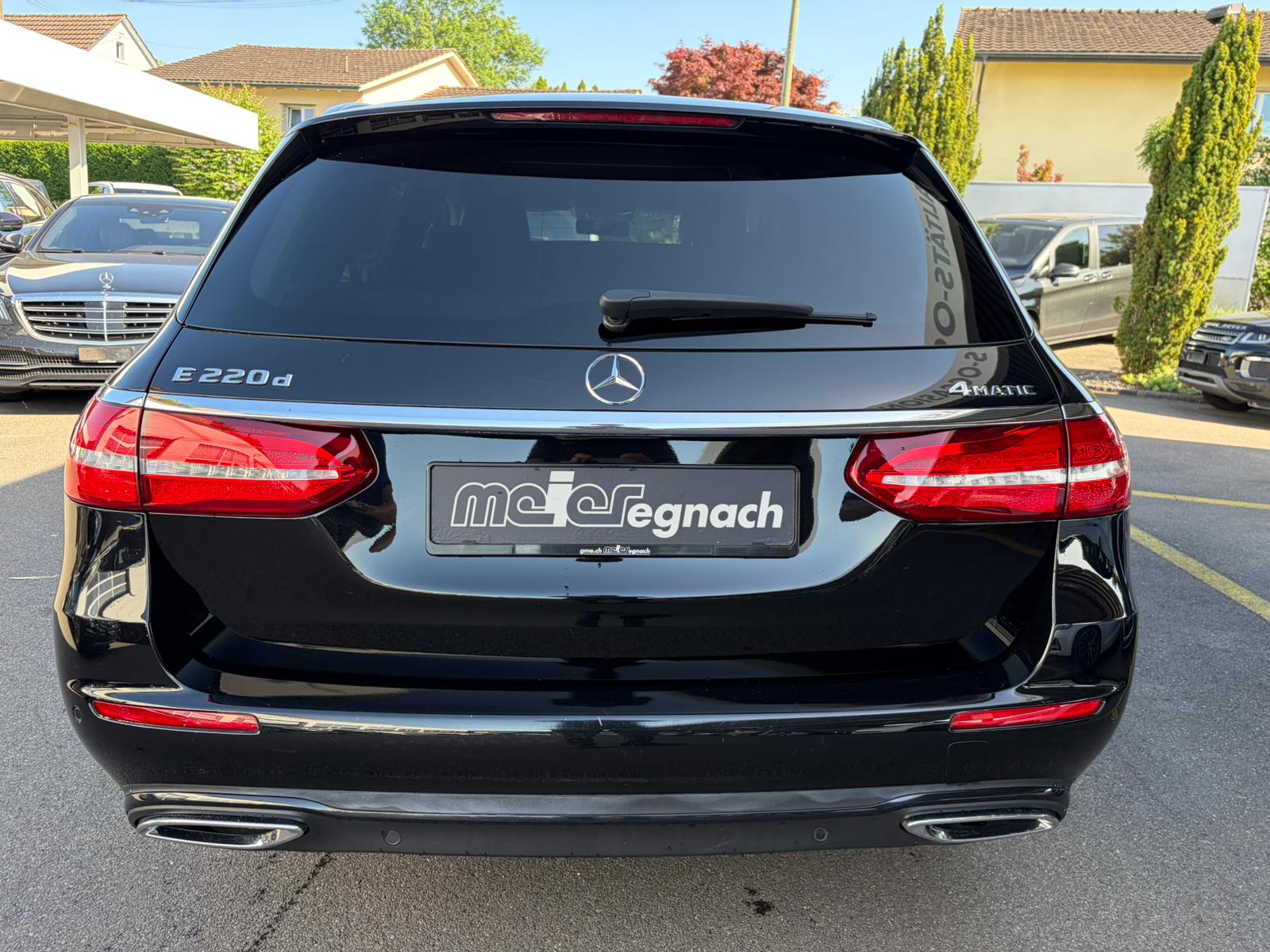 MERCEDES-BENZ E 220 d Avantgarde 4Matic 9G-Tronic-image-7