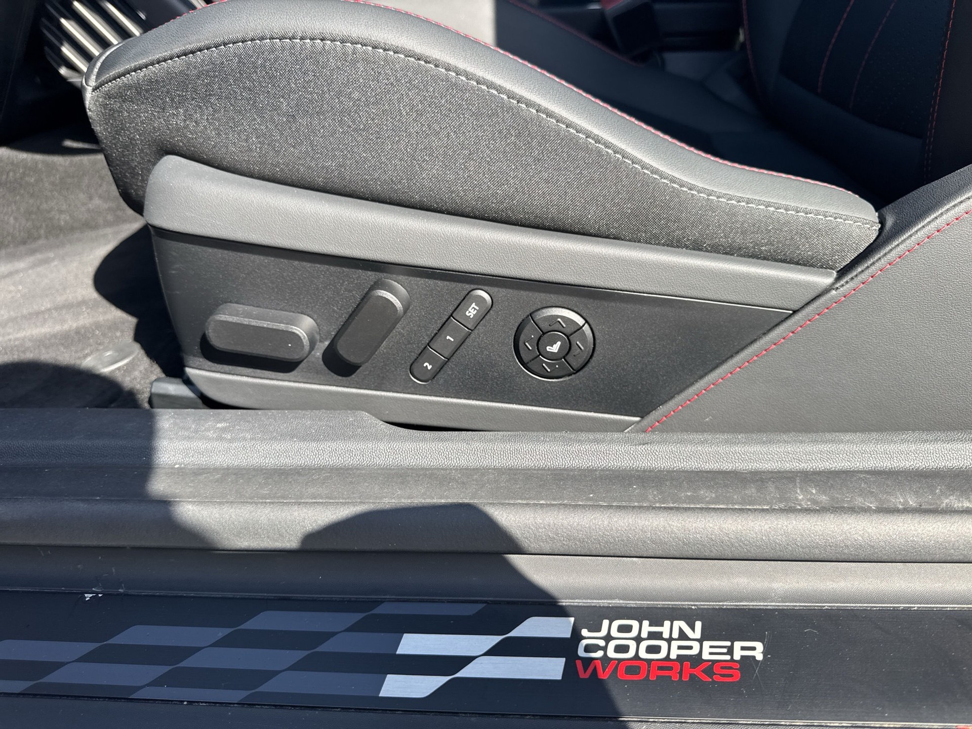 MINI Cooper SE-image-17
