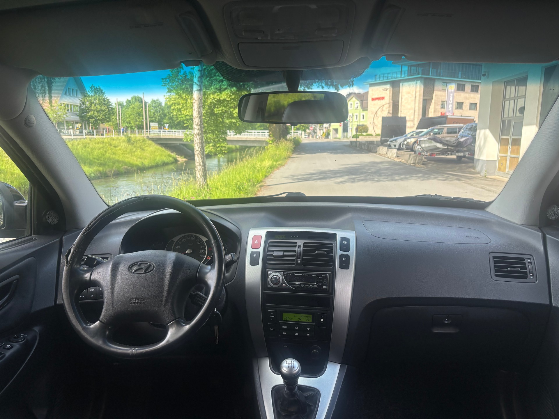 HYUNDAI Tucson 2.0 CRDi VGT Premium 4WD-image-12