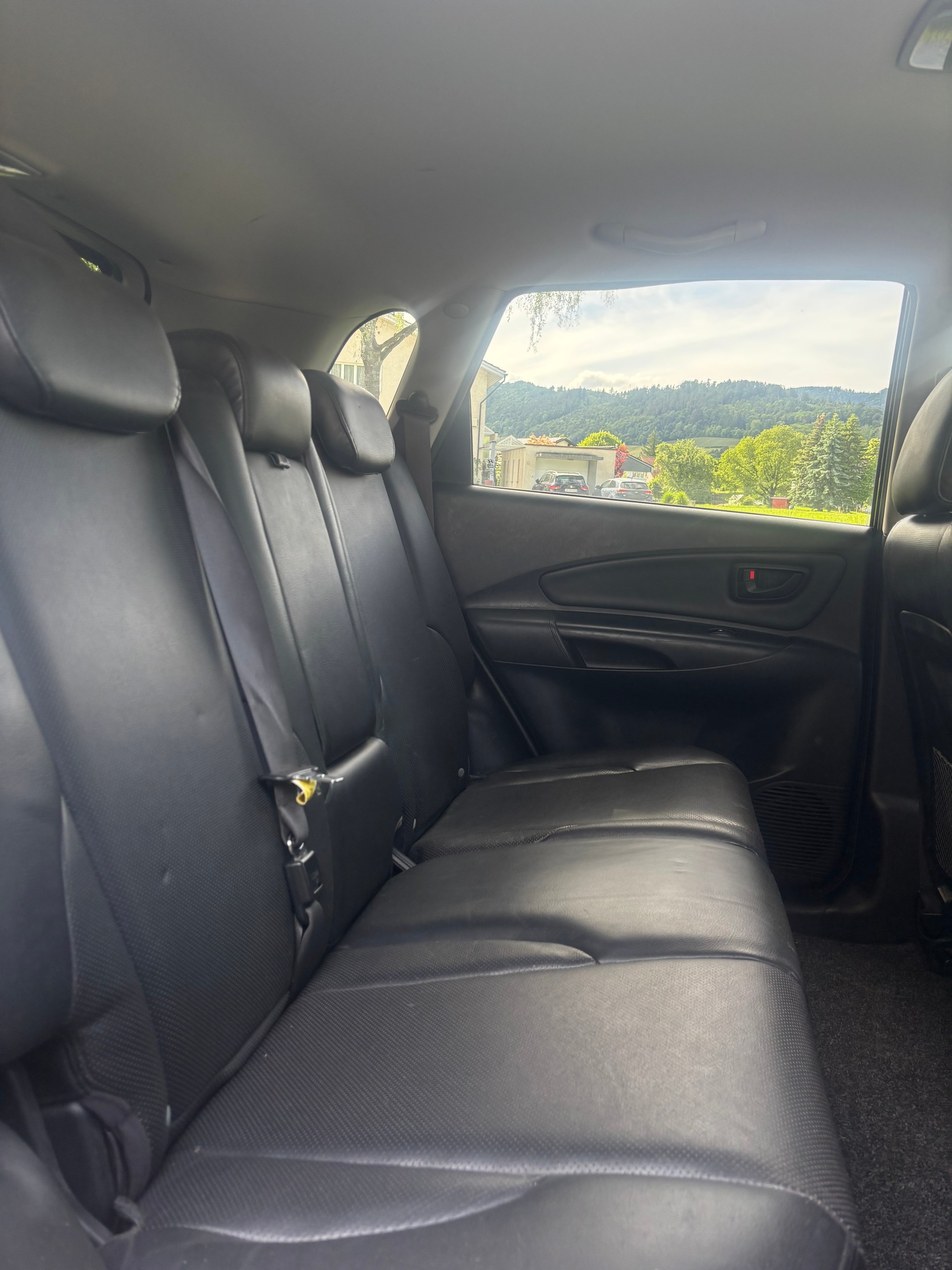 HYUNDAI Tucson 2.0 CRDi VGT Premium 4WD-image-14