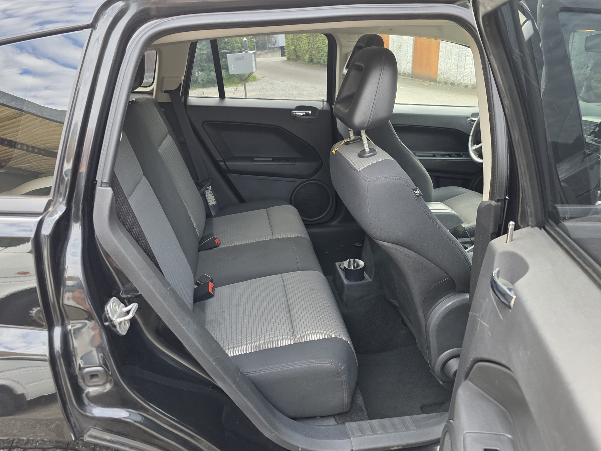 DODGE Caliber 2.4 SXT (R/T)-image-13