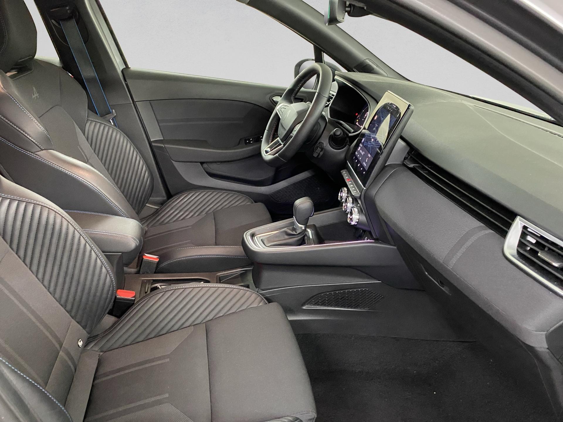 RENAULT Clio 1.6 E-Tech Esprit Alpine-image-16