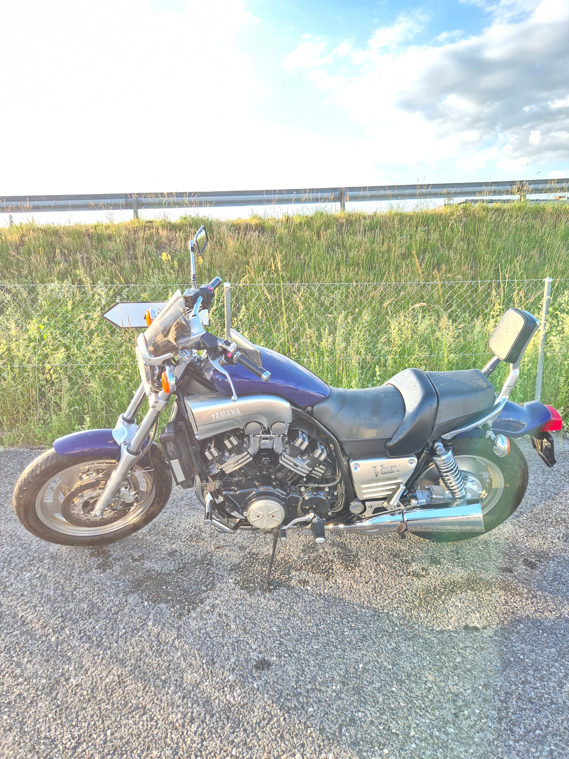 YAMAHA V-Max VMX 1200-image-4
