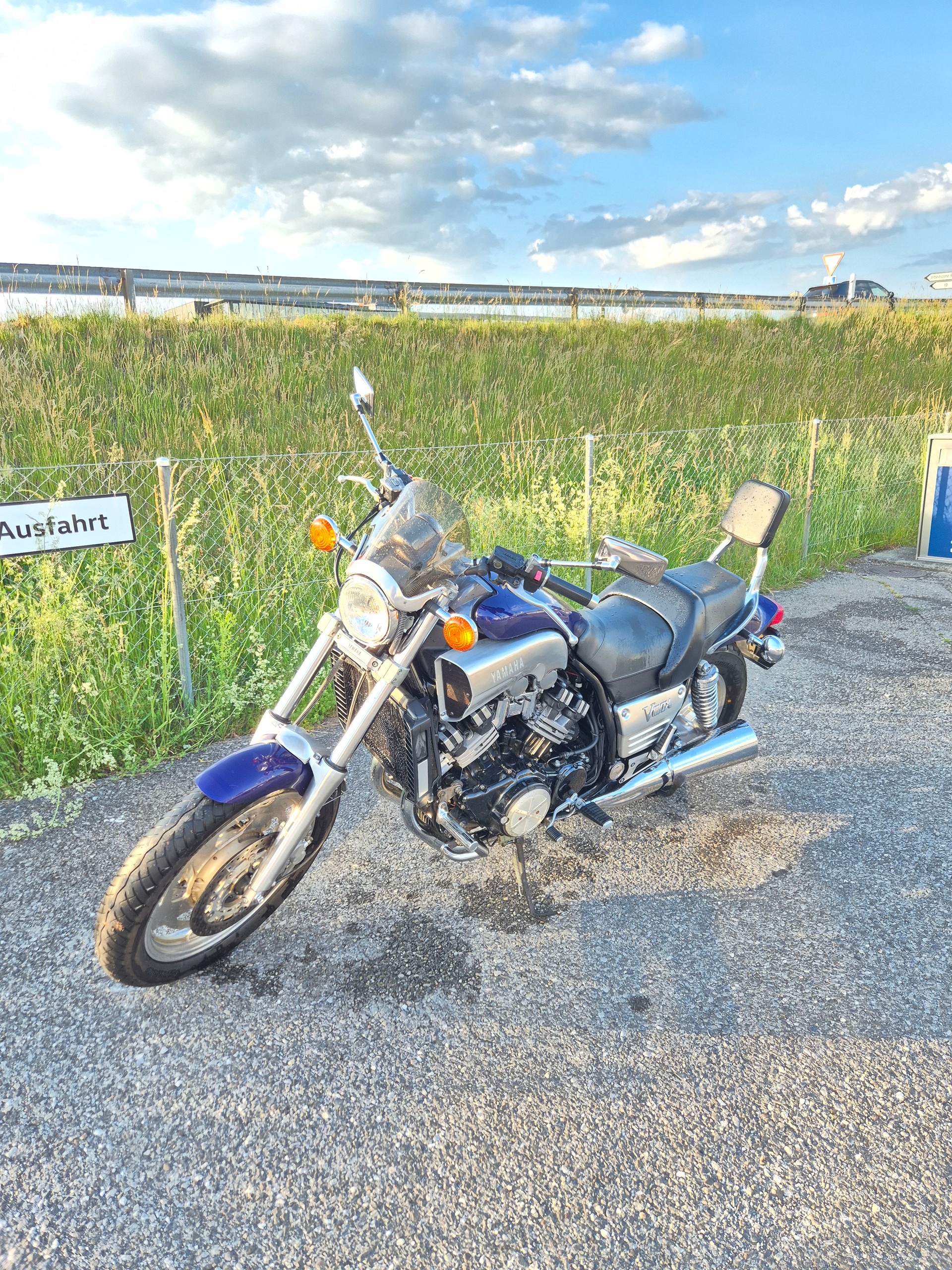 YAMAHA V-Max VMX 1200-image-3