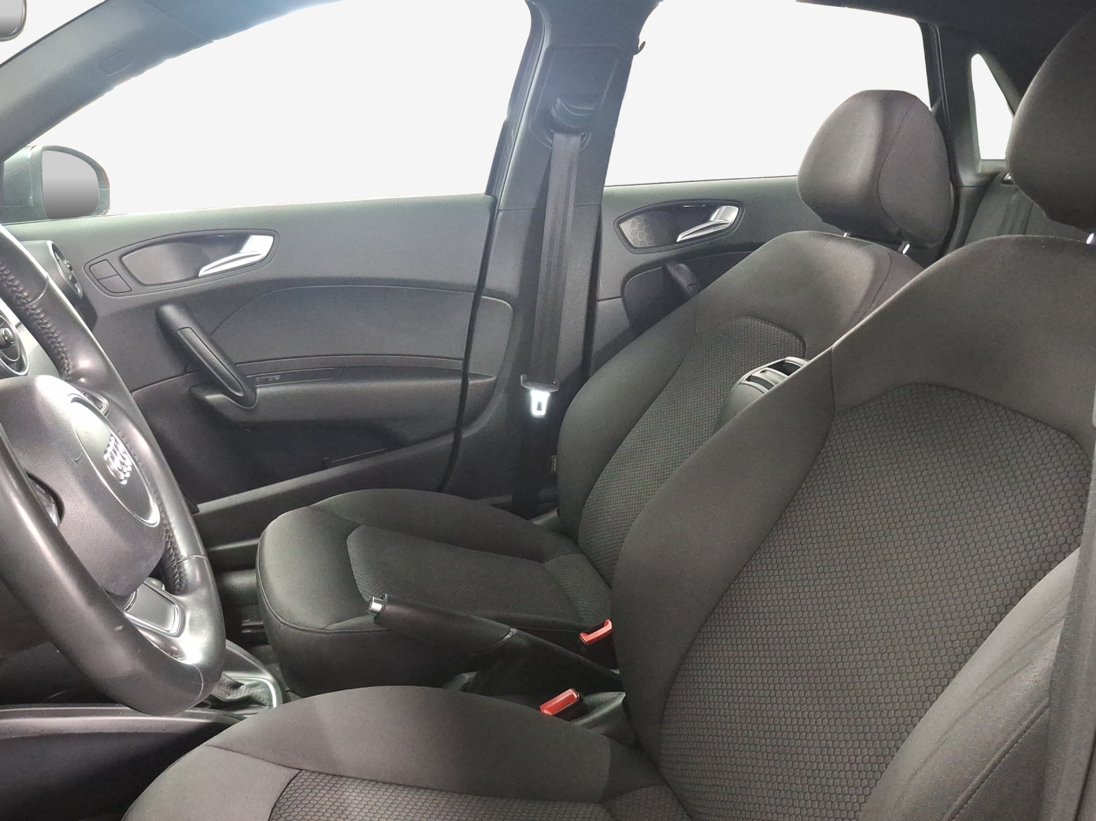 AUDI A1 Sportback 1.0 TFSI S-tronic-image-7