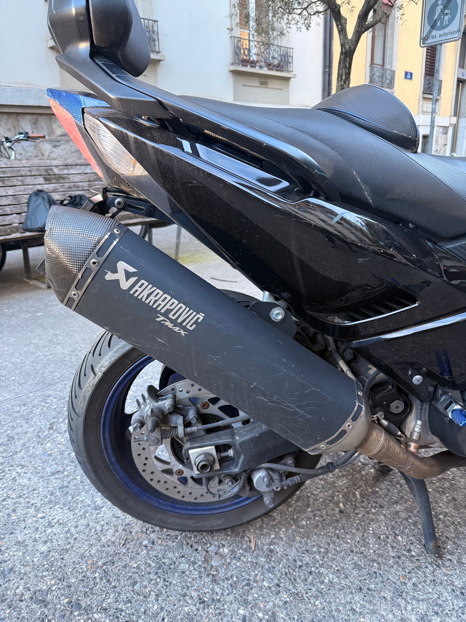 YAMAHA T-MAX XP 530 ABS-image-5