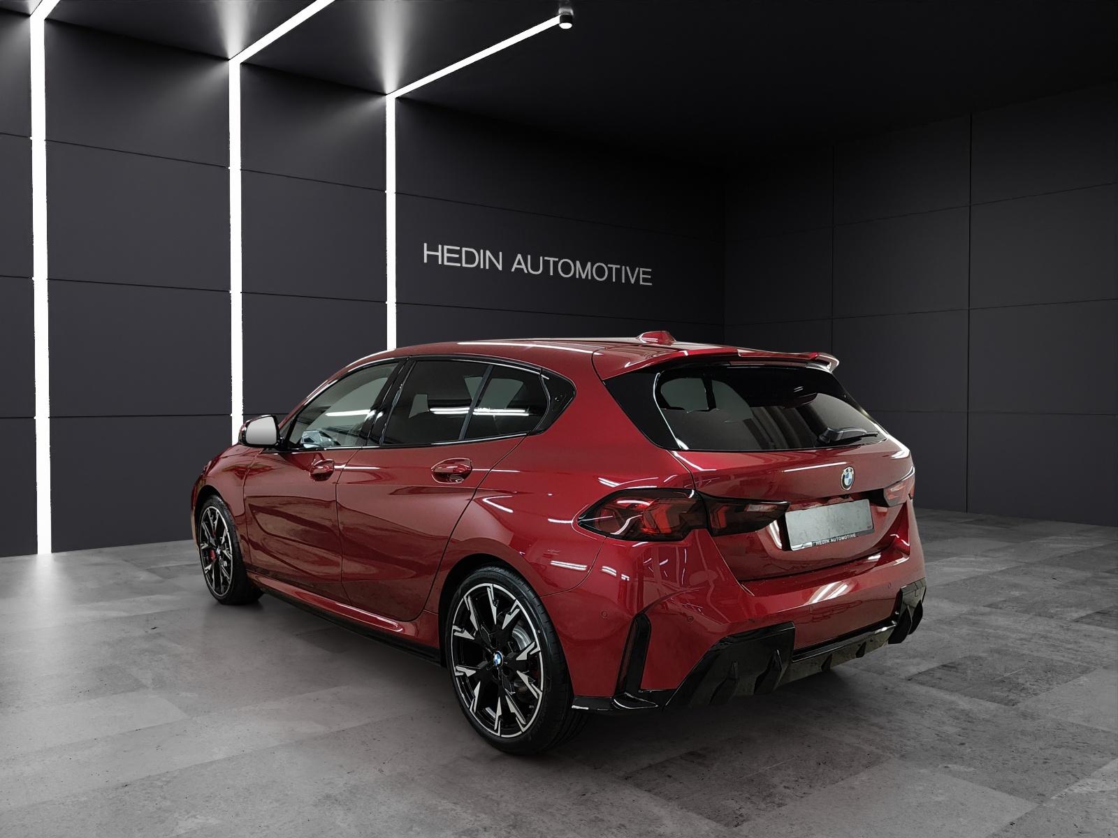 BMW 123 xDrive-showroom-element-3