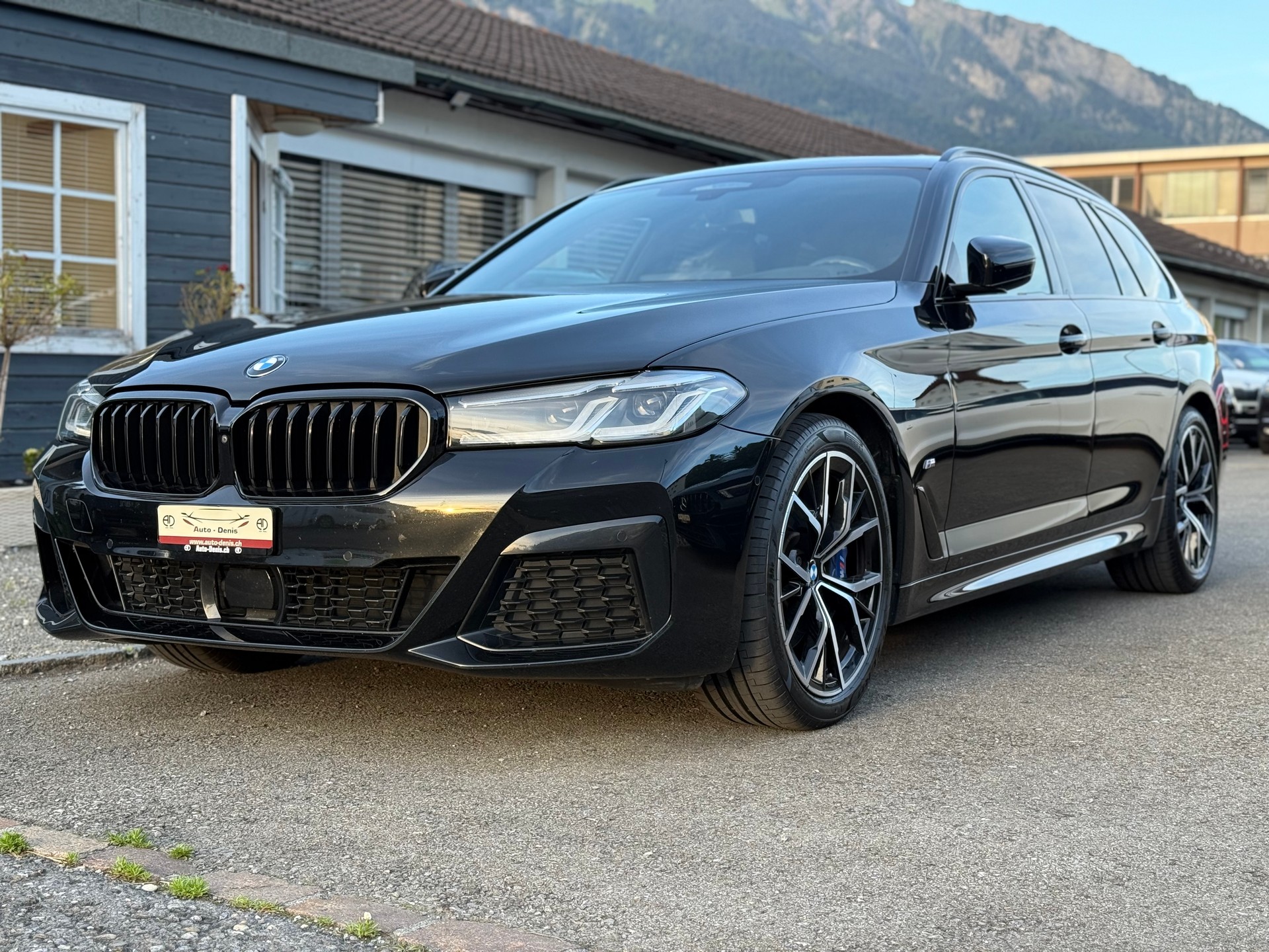BMW 530i xDrive SAG Touring